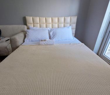South Triangle Apartamento | Miya's Crib Staycation B