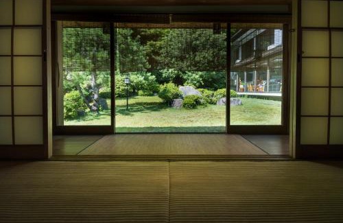 Itsukushima Casa | Miyajima Guest House Mikuniya