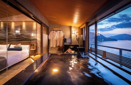 Hatsukaichi Casa | Miyajima Kinsuikan