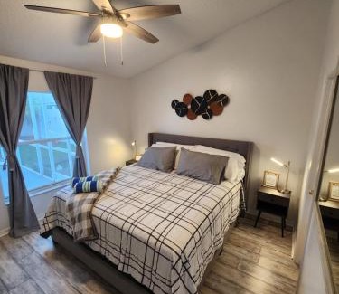 Eagle Pointe South Casa | MJ House