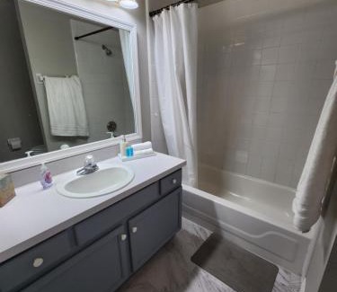 Eagle Pointe South Casa | MJ House