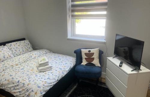 Walpole Apartamento | MJ Serviced Apartment up to 6 Guest - Luxurious living in West London next to Tube station & Central London