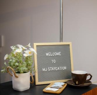 San Fernando Cama Y Desayuno | MJ Staycation Azure North Pampanga