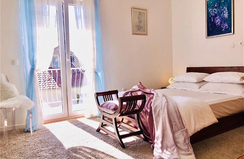 Seget Vranjica Apartamento | MK-elegant apartment with a sea view balcony