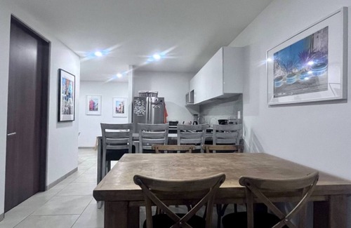 Del Valle Apartamento | ML002- 2 BR /2 BTH - Una Habitación Piso, Capacidad 4