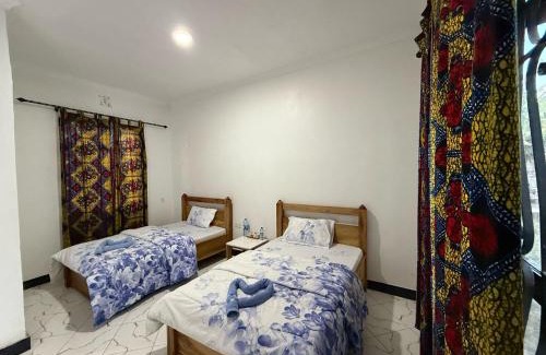 Arusha Cama Y Desayuno | Mlangoni Cottages