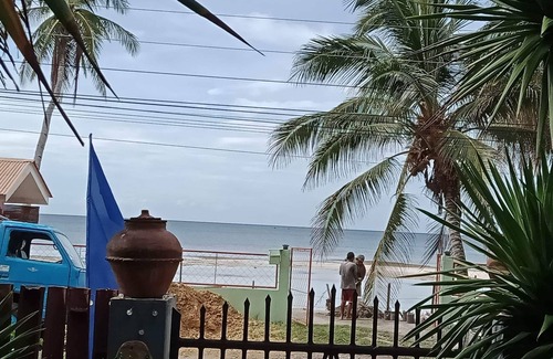 Larena Apartamento | MLB BEACHFRONT APARTMENT