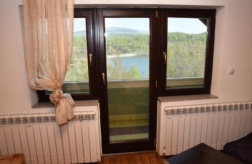 Central Serbia Cama Y Desayuno | MM Narcis
