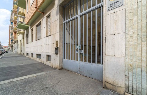 Parella Apartamento | MM Pozzo Strada Mini Subway Studio x2