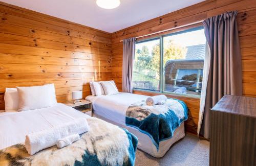 Blackpool Casa | Moa Cottage in Oneroa Village