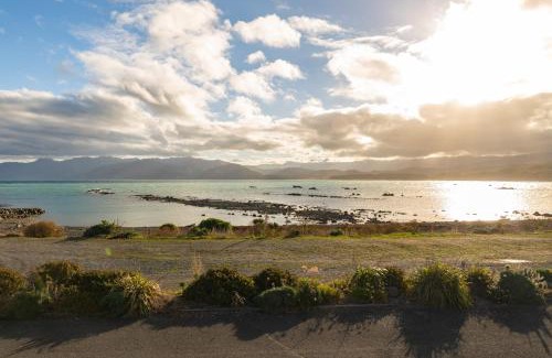 South Bay Casa | Moa Road Retreat - South Bay, Kaikoura