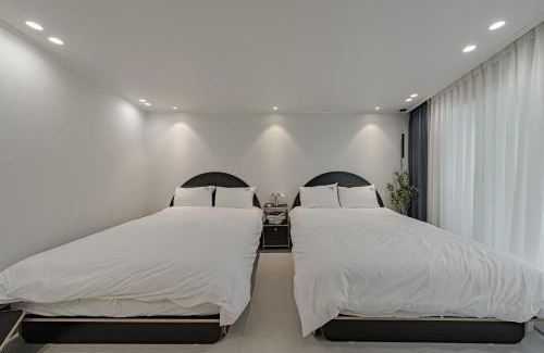 Jangchung-dong Casa | Moa stay 5minute from DDP Station