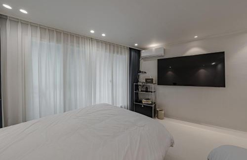 Jangchung-dong Casa | Moa stay 5minute from DDP Station