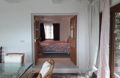 Danehill Cama Y Desayuno | Moaps Farm B&B support small business, welcome, check in from 5 pm