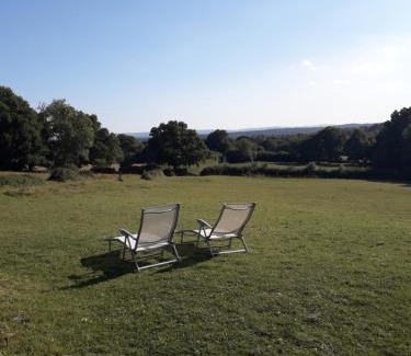 Danehill Cama Y Desayuno | Moaps Farm B&B support small business, welcome, check in from 5 pm