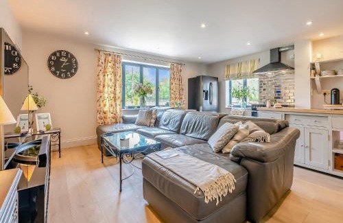 Tring Casa | Moat Farm
