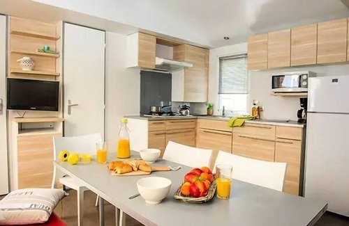 Angles Casa | Mobil-home | Classic XL | 2 Ch. | 4/6 pers. | Raised terrace | TV