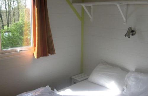 Le Fouilloux Otro | Mobil home cosy avec terrasse pour 4 personnes - API-1-52-690