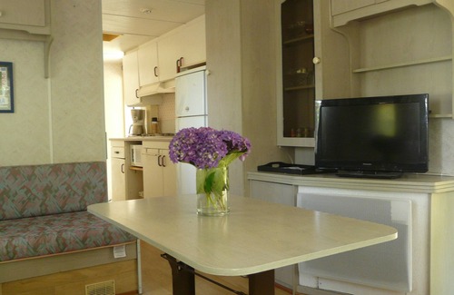 Benesse-Maremne Casa | MOBIL HOME en terreno privado, a 1/4 hora de las playas de Hossegor, Capbreton.