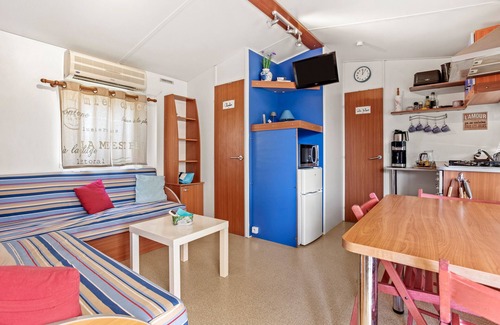 Sainte-Croix-du-Verdon Casa | Casa móvil 'Marinière' con vistas al lago, piscina privada y aire acondicionado