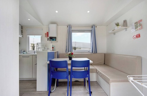 Mozelos Casa | Casa móvil "Villa Granja Sol 2" con jardín compartido y Wi-Fi