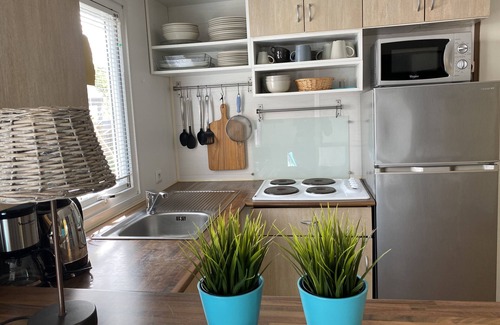 Cote d'Azur- French Riviera Casa | Casa móvil LAGOON 2 habitaciones a 150 m de la playa de Pampelonne!