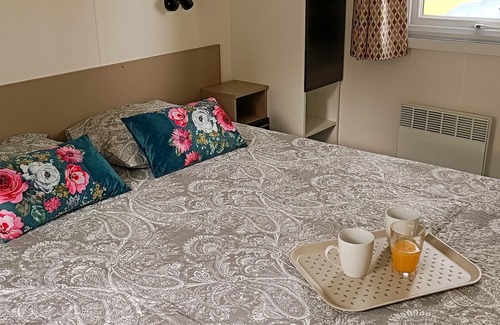 Les Mathes Casa | Mobile home in a 4* Holiday Village by the ocean