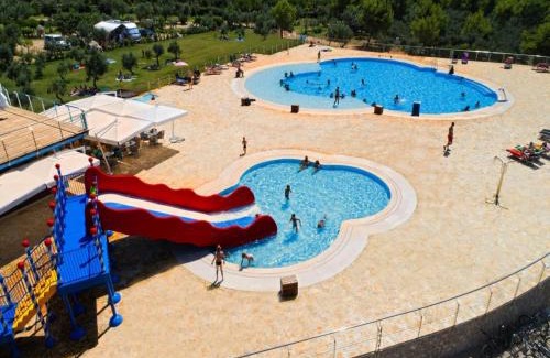 Cres Casa | Mobile Home in Cres near Pebble Beach
