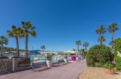 Frejus Complejo | Mobile Home Le Montourey Forum 80