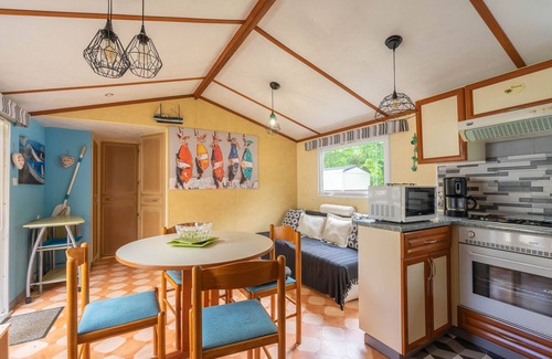 La Tremblade Alquiler De RV | Casa móvil 'Mobilhome Mh 212' con piscina privada, terraza privada y aire acondicionado
