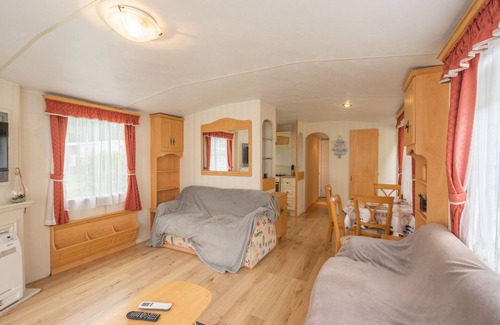 La Tremblade Alquiler De RV | Mobilhome 'Mobilhome Mh287 La Tremblade' con piscina compartida, terraza y aire acondicionado