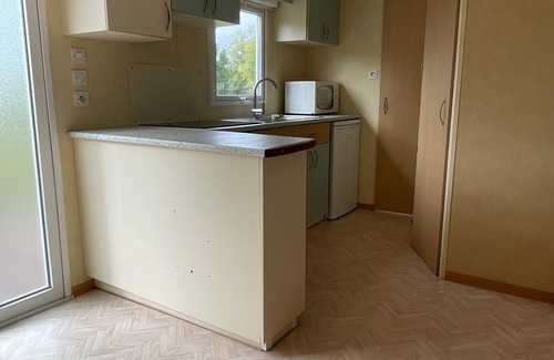 Queyrac Casa | Mobile Home 'Mobilhome 4 L'héberge Du Lac' with Lake View