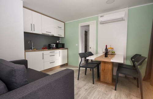 Smoljanac Alquiler De RV | Mobile Homes Camping Plitvice