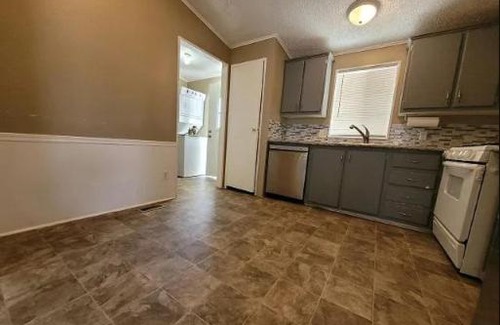 Sunrise Manor Apartamento | Mobile Manufactured Reservation Book 7 Nights