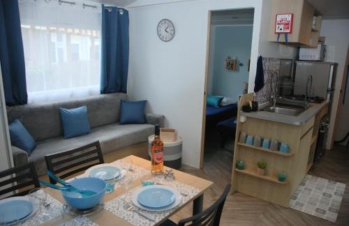 Les Mathes Casa | Mobilhome 2ch climatisé-terrasse fermée-4 vélos-camping 4 étoiles Les Charmettes