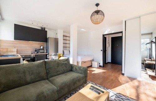 Republique–Point-du-Jour Apartamento | Mobility lease - Studio 10 minutes from Paris