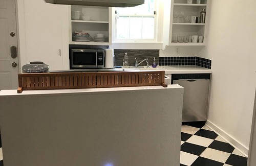 West Congress Casa | Mockingbird Classic por South Congress Ave.