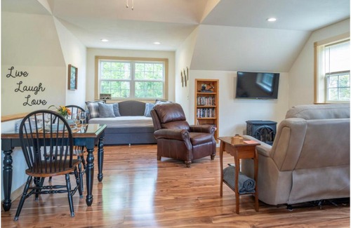 Luray Apartamento | Mockingbird Mountain Spa and Retreat