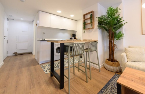 San Sebastian de los Reyes Apartamento | Modern studio apartment with private terrace and excellent communal areas