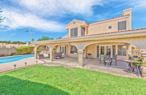 The Section Seven Casa | Model home in the Lakes