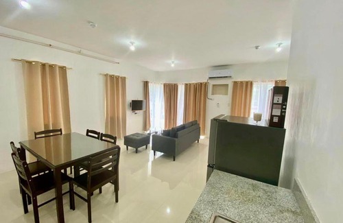 Minglanilla Apartamento | Modena TownSquare in Minglanilla