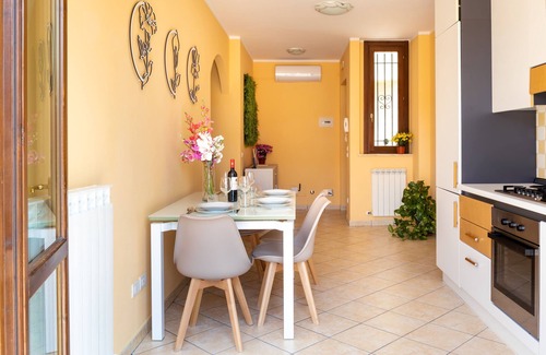Santa Maria degli Angeli Apartamento | Modern house with courtyard and parking - Assisi