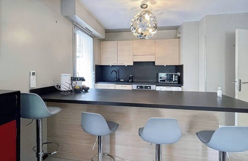Riou - Petit Juas - Av de Grasse Apartamento | Apartamento moderno de 1 dormitorio