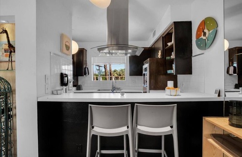 The Movie Colony Condominio | Modern 1-bedroom condo in the mid century haven of Palm Springs
