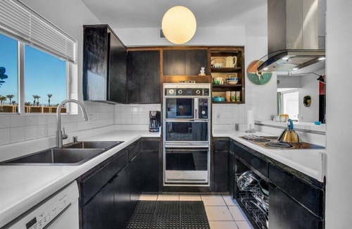 The Movie Colony Condominio | Modern 1-bedroom condo in the mid century haven of Palm Springs