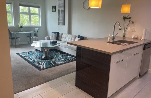 Downtown Calgary Apartamento | Modern 1 Bedroom condo with riverview in Calagry