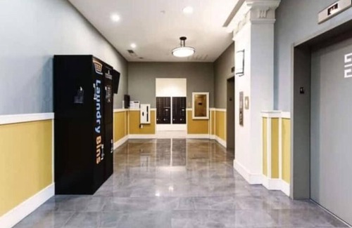 Market East District Apartamento | Modern 1 Bedroom Downtown Apartment