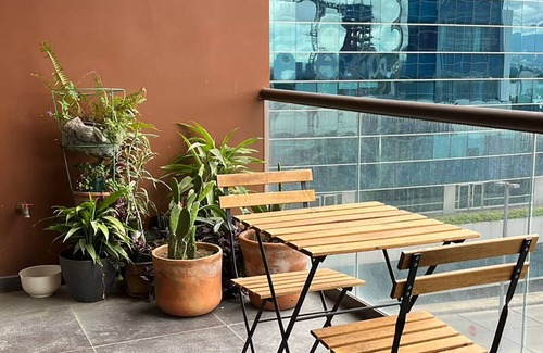 Zona 15 Apartamento | Hermoso apartamento en zona 10, precio especial.