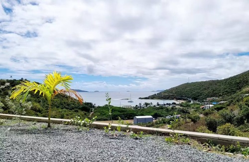 East End Apartamento | Modern 1-Bedroom Hideaway in Tortola near Beach
