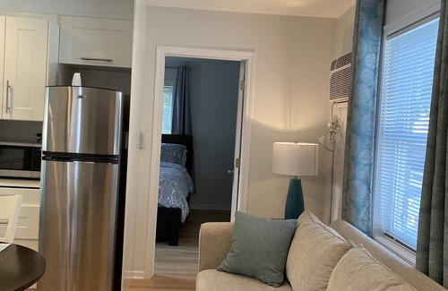 Mount Prospect Apartamento | Modern 1 bedroom apartment in very convenient location.